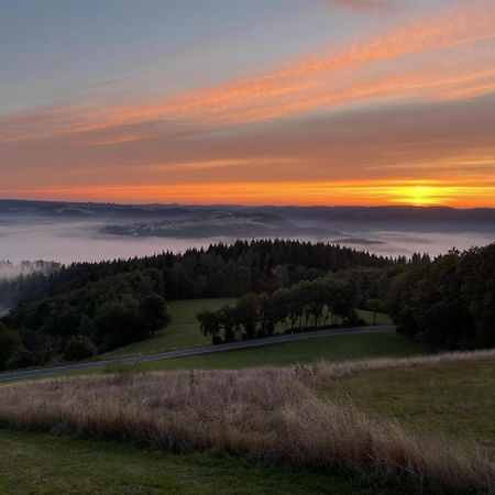 Ferienwohnung Im Wiesenrain Hausen-Wied Kültér fotó
