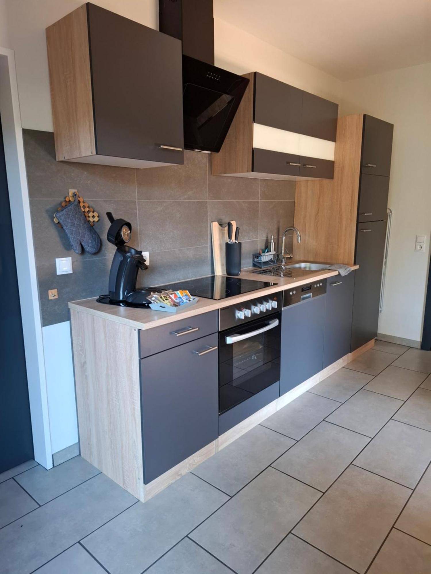 Ferienwohnung Im Wiesenrain Hausen-Wied Szoba fotó
